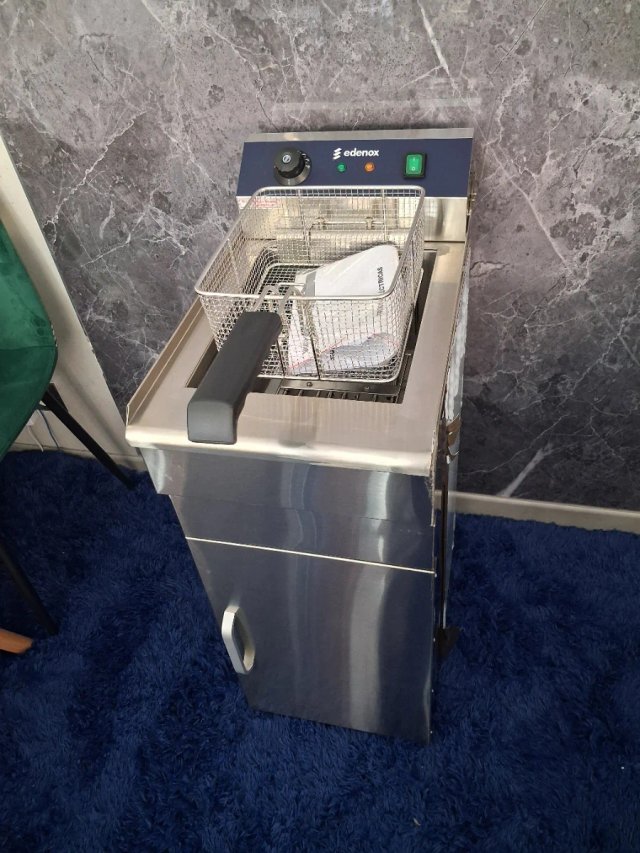 Freidora Edenox 10L  Profesional trifasica