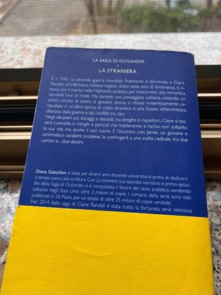 La straniera