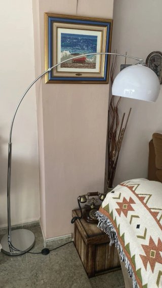 Lámpara de pie moderna arco
