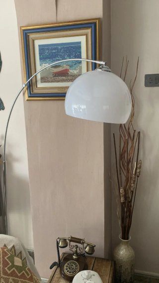 Lámpara de pie moderna arco