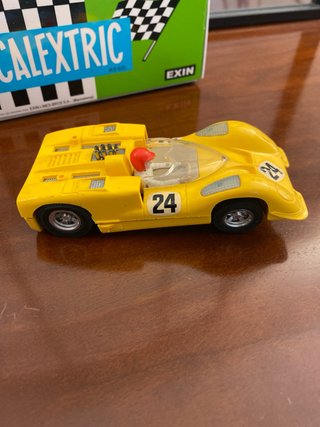 Scalextric Chaparral GT Amarillo