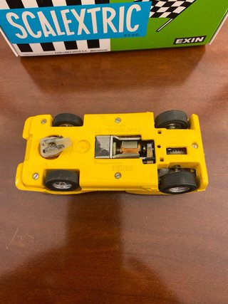 Scalextric Chaparral GT Amarillo