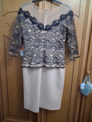 Vestido de ceremonia Madrina beige y negro