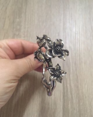 Pulsera plata estilo artesano vintage