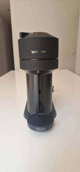 Cafetera Nespresso Vertuo Next DeLonghi