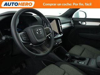Volvo XC40 2.0 B3 Mild-Hybrid Core 2WD