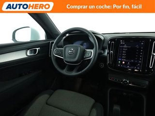 Volvo XC40 2.0 B3 Mild-Hybrid Core 2WD