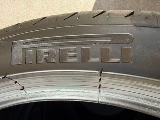 Neumáticos Pirelli 255/35/19 96Y