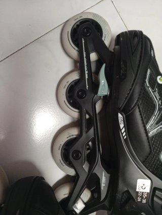 Patines en línea negros talla 35-38