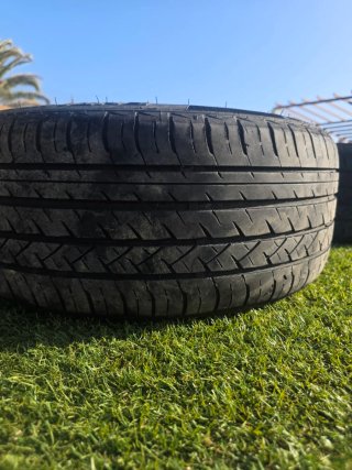 Llantas Mercedes-Benz (4 unidades)