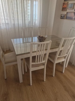 Conjunto mesa y 6 sillas comedor
