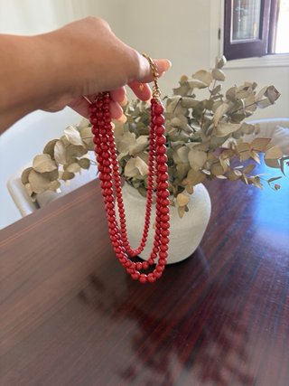 Collar elegante de flamenca con cuentas roja teja