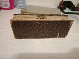 Porta laminas y pluma en caja pata restaurar