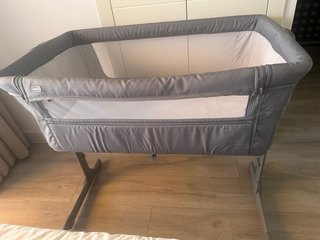 Minicuna colecho Next2me Essential Gris