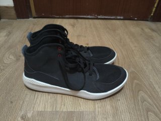 Zapatillas de Baloncesto Negras Tarmak
