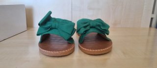 Sandali donna con fiocco verde
