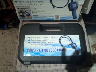 Cámara Endoscópica con Pantalla
