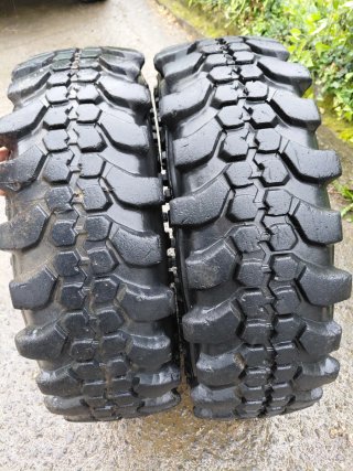 Ruedas Land Rover (4 unidades)