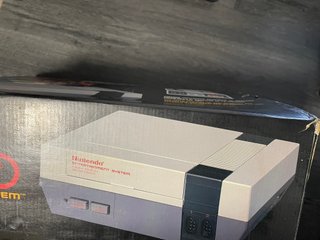 Nintendo NES Consola con Caja. Vendida no a 10