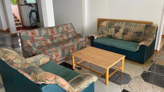 Conjunto de salón: Sofá 3 plazas,2 sillones y mesa