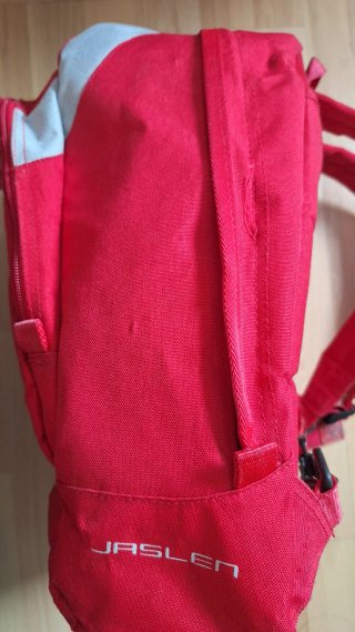 Mochila Jaslen Roja y Gris