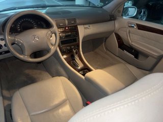 Mercedes-Benz Clase C 2003