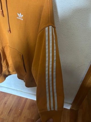 Sudadera Adidas Naranja con Rayas Blancas