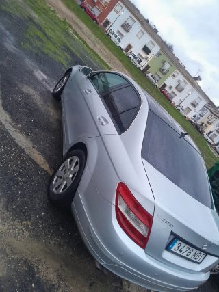 Mercedes-Benz C200 2010