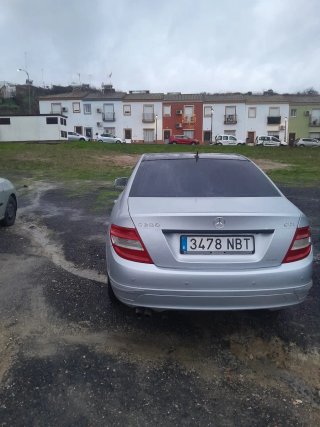 Mercedes-Benz C200 2010