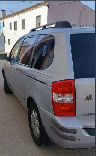 KIA Carnival 2009