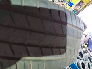 Neumático 225/60R18