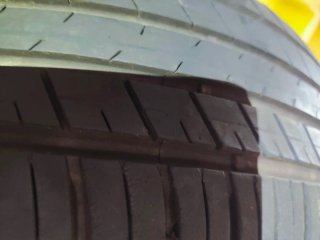 Neumático 225/60R18