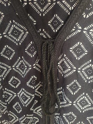 Vestido corto estampado geométrico
