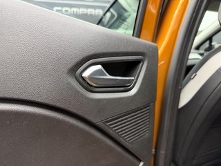Renault Captur Zen TCe 140 EDC GPF Micro Híbrido