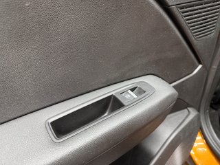 Renault Captur Zen TCe 140 EDC GPF Micro Híbrido
