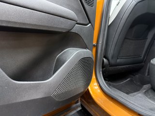 Renault Captur Zen TCe 140 EDC GPF Micro Híbrido