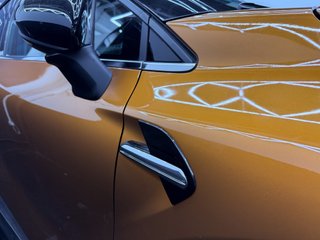 Renault Captur Zen TCe 140 EDC GPF Micro Híbrido