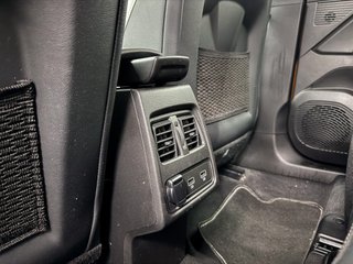 Renault Captur Zen TCe 140 EDC GPF Micro Híbrido