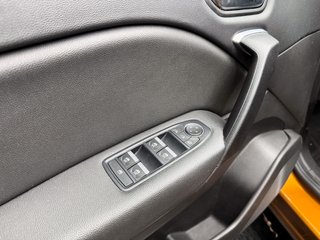 Renault Captur Zen TCe 140 EDC GPF Micro Híbrido