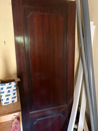 Puertas en madera maciza
