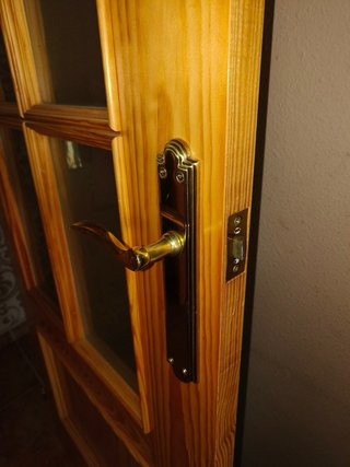Puerta de madera con cristal de 70