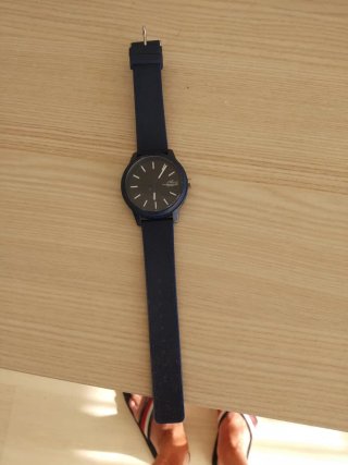 Reloj Lacoste Unisex Negro y Azul es original