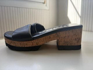 Sandalias Bimba y Lola Negras