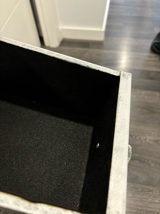 Mueble recibidor madera y cristal plateado
