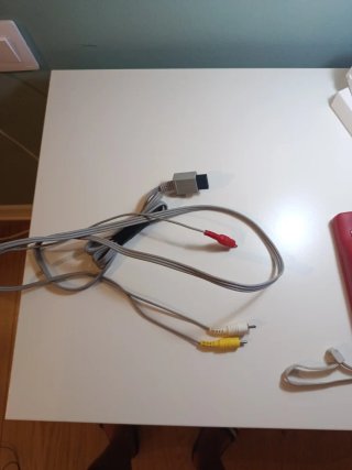 Nintendo Wii con 2 mandos y 5 juegos