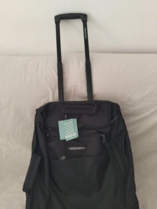 Mochila Greenwich con ruedas negra,no envíos