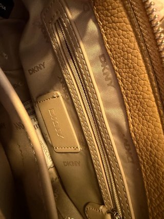 Bolso DKNY Monogram Marrón y Beige