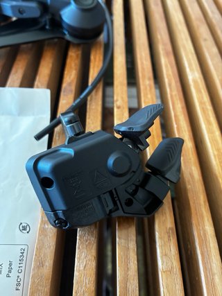 Cambio Shimano XT Di2 8260 E-Bike y Pulsador