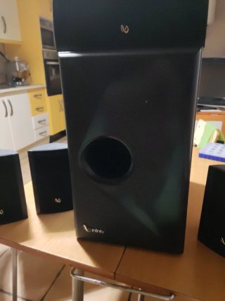 Altavoces Infinity Negros