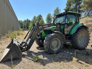 Tractor Deutz Fahr 5130 con pala